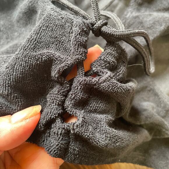 Savage X Fenty 70’s Sleeveless Crop Top w/Tie Front & Matching High Waist Bottom - Picture 6 of 16